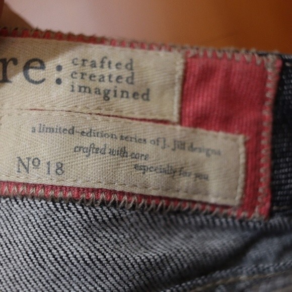 Jjill Re-Done Strawberry Embroidered Jean's Stretch Denim 10 Tall - Picture 15 of 15